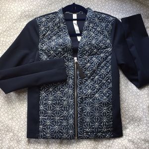 Lululemon light jacket